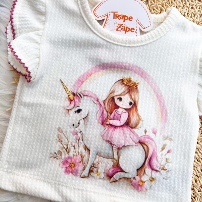 Conj. Blusa Princesa com Unicórnio e Short - Uva e Off White